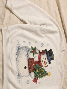 snowman sweatshirt white